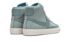 Blazer Mid WMNS"Mineral" DQ7572 300