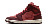 Jordan 1 Mid SE WMNS "Valentine's Day (2026)" IB7018 600