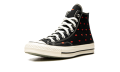 Chuck 70 Embroidered Lips High A01600C