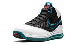 Air Max Lebron 7 NFW "Red Carpet" 383578 101