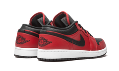 1 Low "Gym Red" 553558 605