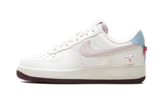 Nike Air Force 1 WMNS "Valentine's Day (2026)" IQ4937 161