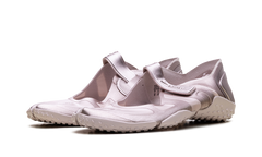 Air Rift Satin WMNS"SKIMS - Slit Red" IQ7158 600