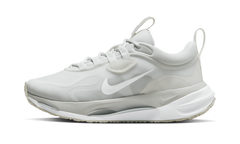 Spark WMNS"Photon Dust" DJ6945 004