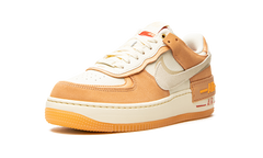 AIR FORCE 1 SHADO MNS WMNS"Sisterhood - Cashmere" DM8157 700