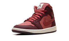 Jordan 1 Mid SE WMNS "Valentine's Day (2026)" IB7018 600