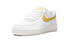 AIR FORCE 1 LO MNS WMNS"White/ Saturn Gold" 315115 170