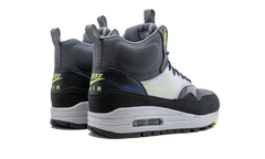 AIR MAX 1 MID SNKRBT P MNS WMNS "Black Volt" 685269 002