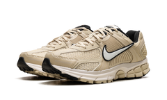 Air Zoom Vomero 5 WMNS"Team Gold" FJ2028 700